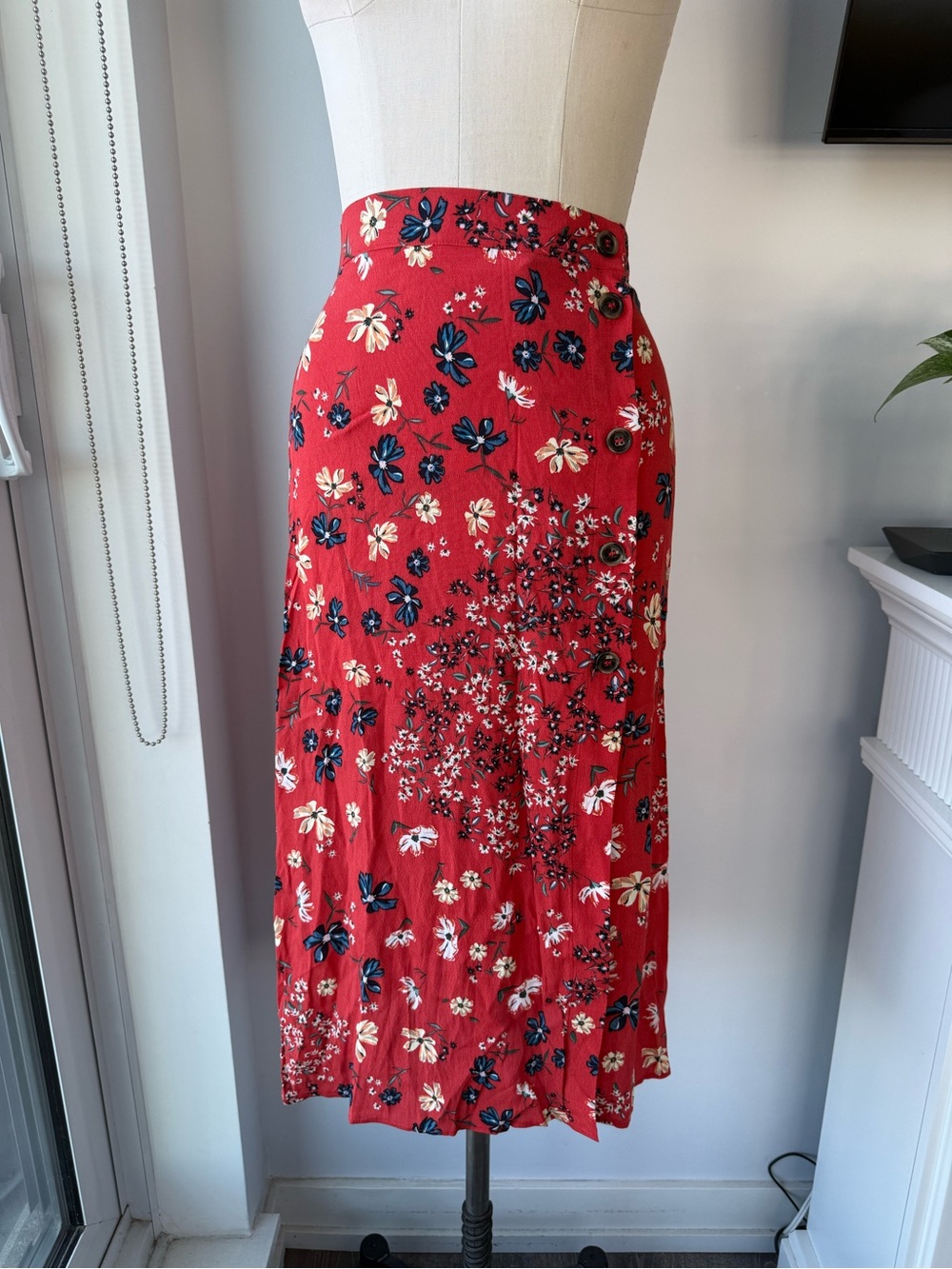 H&M Button-Accent Midi Skirt with slit